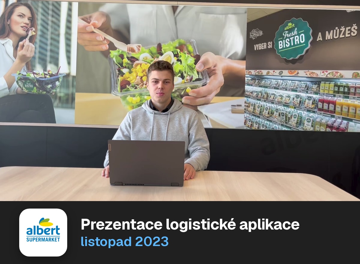 Maroš Mečiar s notebookem v kanceláři Albert ČR při prezentaci logistické aplikace, listopad 2023.